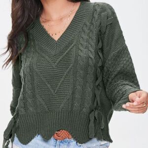 Ultra Flirt Juniors' Cable-Knit Bow Scalloped Sweater Green Size LargeV-Neck